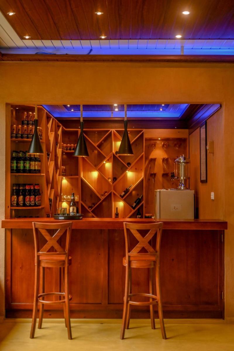 Agbo Hotel Полоннарува Екстер'єр фото