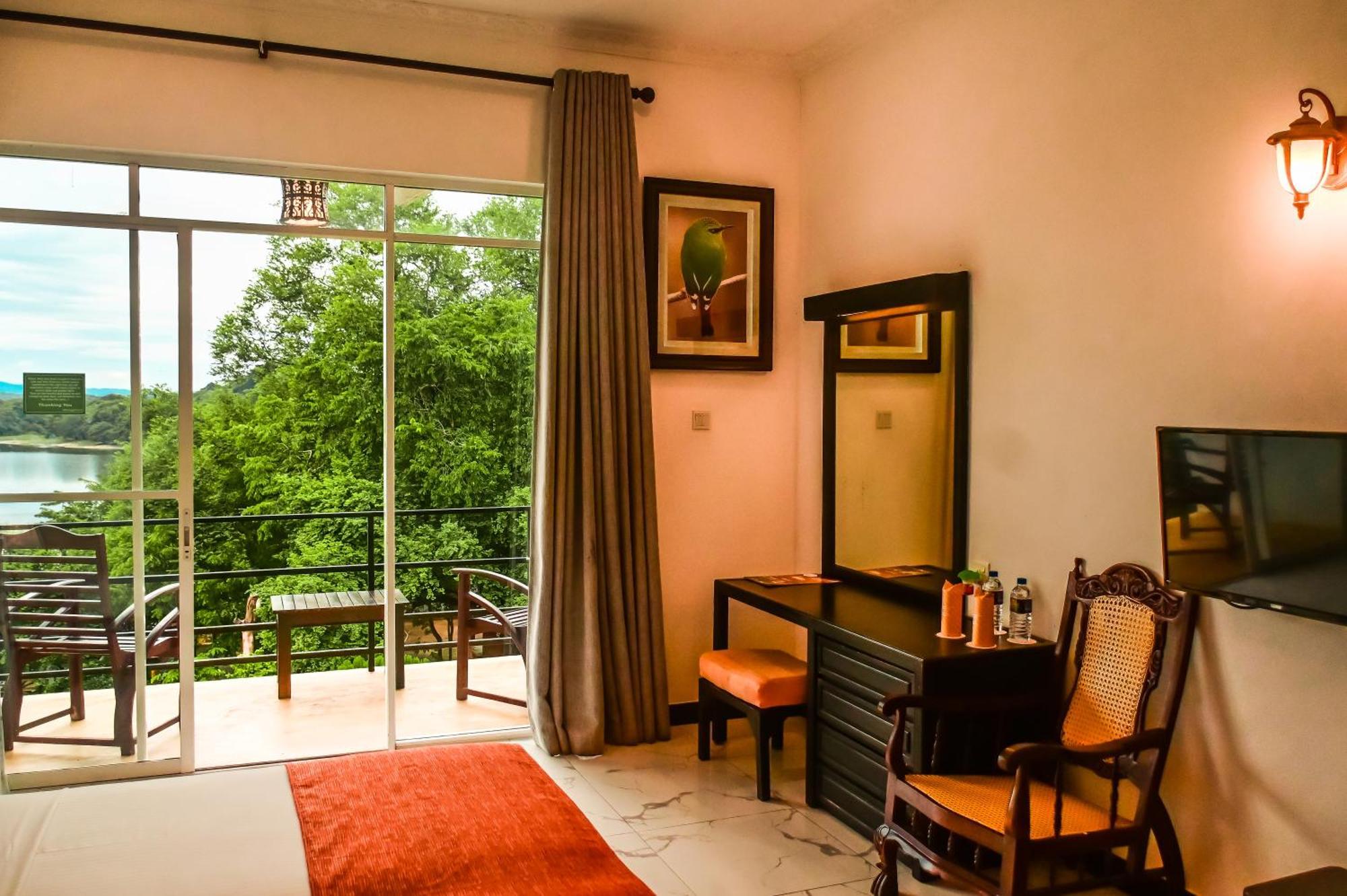 Agbo Hotel Полоннарува Екстер'єр фото